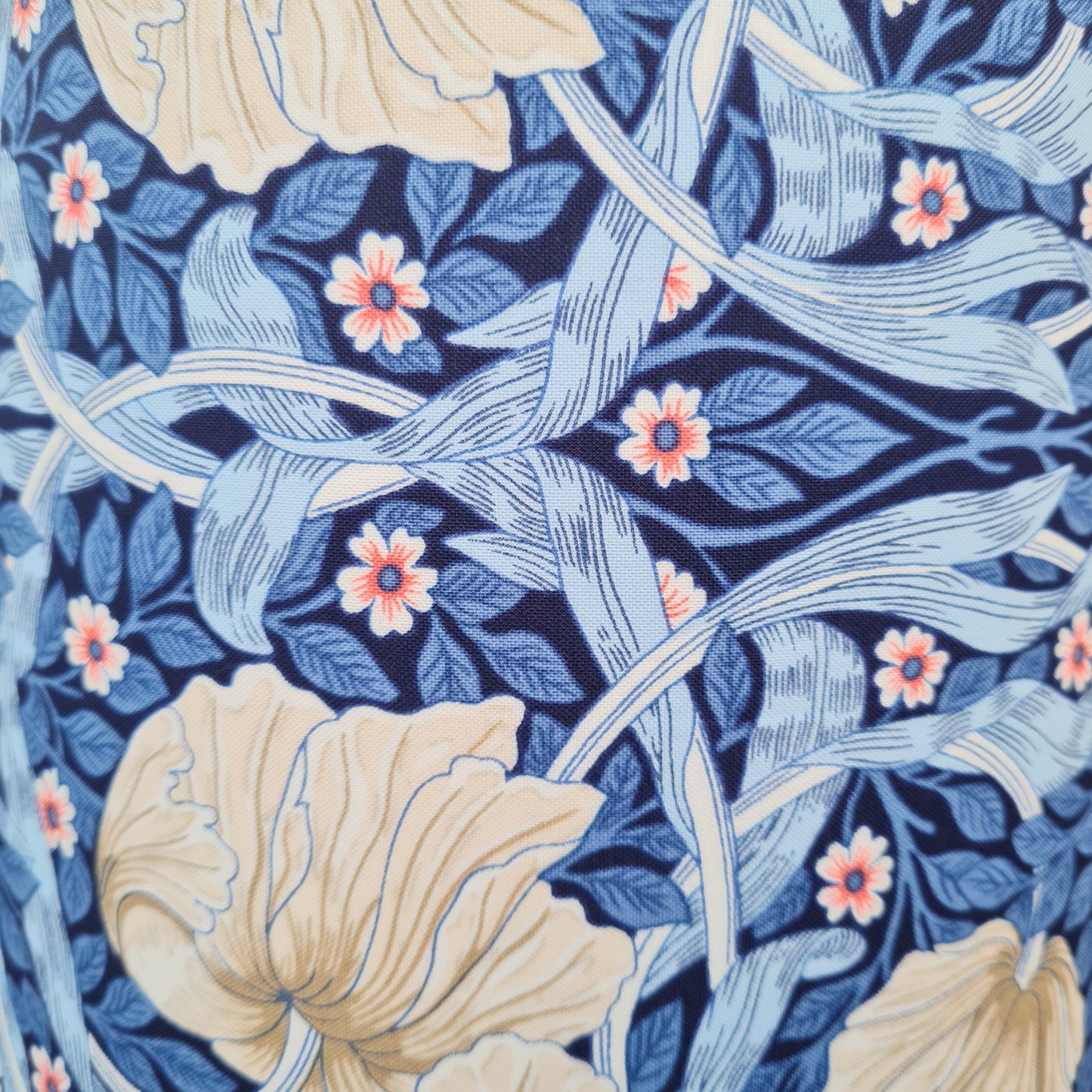 William Morris - Small Pimpernel blue