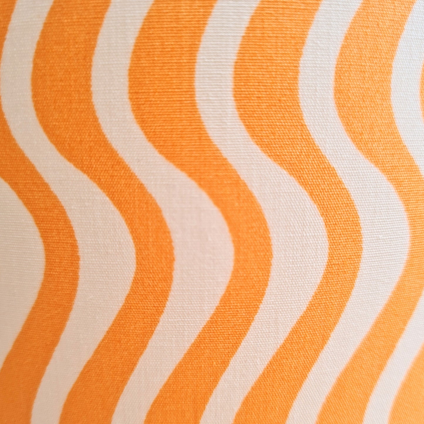 Waves, Orange